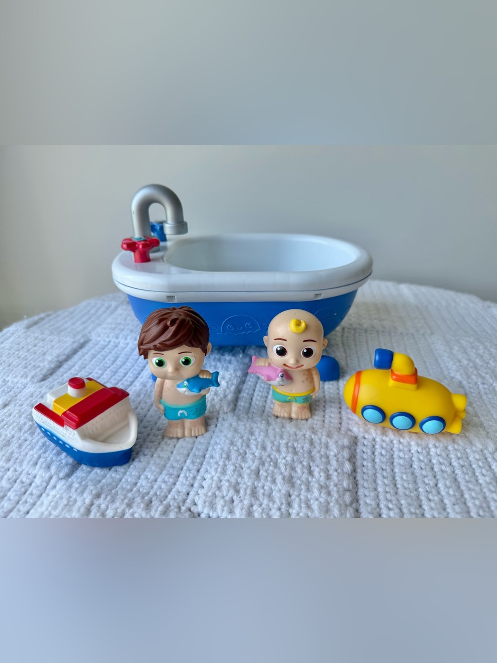CoComelon Musical Bathtime Playset